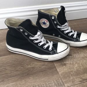 Black/white Converse Hi-Tops
